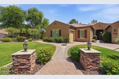 2193 E Coconino Place, Chandler, AZ 85249 - Photo 2