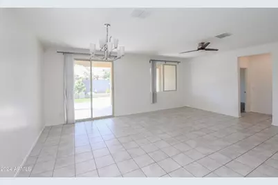 637 E Buckingham Avenue, Gilbert, AZ 85297 - Photo 14