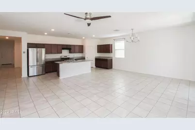 637 E Buckingham Avenue, Gilbert, AZ 85297 - Photo 12
