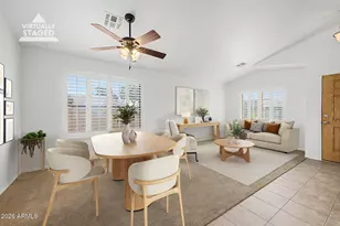 3040 E Colonial Pl, Chandler, AZ 85249 - Photo 2