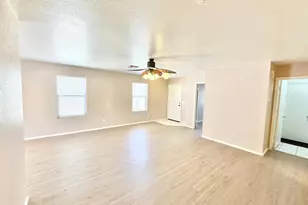 13462 W Young St, Surprise, AZ 85374 - Photo 4