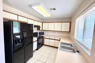 13462 W Young St, Surprise, AZ 85374 - Photo 8