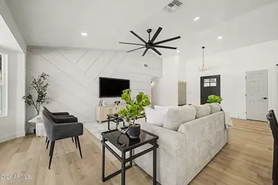 6332 W Cheryl Drive, Glendale, AZ 85302 - Photo 8