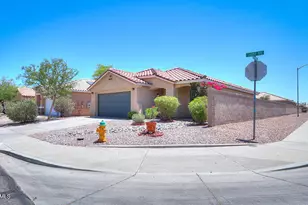 671 W Judi St, Casa Grande, AZ 85122 - Photo 2