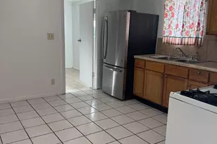 2073 W Chambers St, Phoenix, AZ 85041 - Photo 2