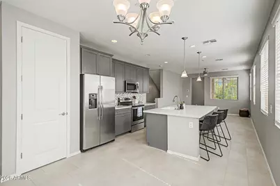 1698 E Bridgeport Parkway, Gilbert, AZ 85295 - Photo 6
