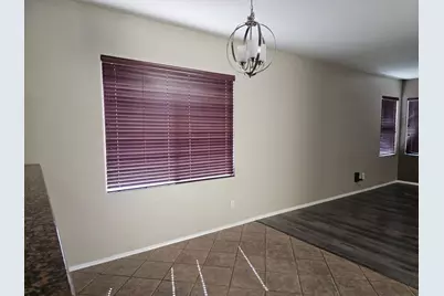 18515 W Caribbean Lane, Surprise, AZ 85388 - Photo 8