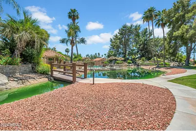 9411 W Kerry Lane, Peoria, AZ 85382 - Photo 26