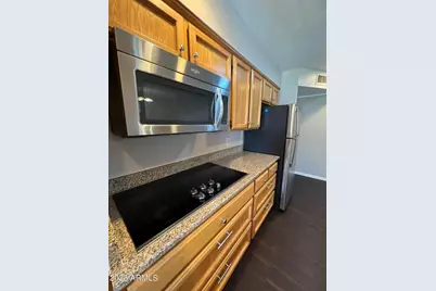 8121 N 16th Drive, Phoenix, AZ 85021 - Photo 10