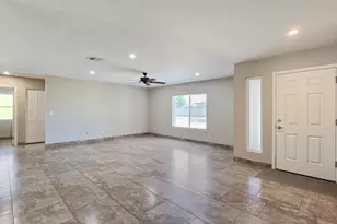 11740 N 74th Dr, Peoria, AZ 85345 - Photo 6