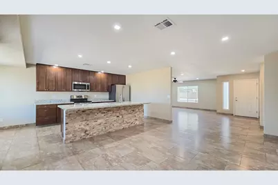 11740 N 74th Drive, Peoria, AZ 85345 - Photo 8