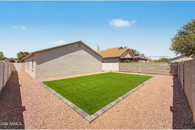 8915 W Vale Drive, Phoenix, AZ 85037 - Photo 20