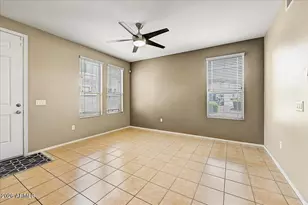 42424 N Gavilan Peak Pkwy, Anthem, AZ 85086 - Photo 4