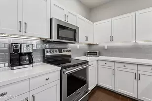 16600 N Thompson Peak Pkwy, Scottsdale, AZ 85260 - Photo 14