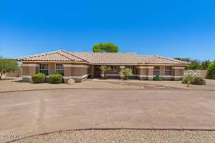 7821 N 173rd Ave, Waddell, AZ 85355 - Photo 6