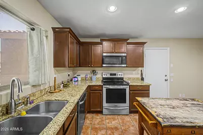 5260 W Belmont Avenue, Glendale, AZ 85301 - Photo 10
