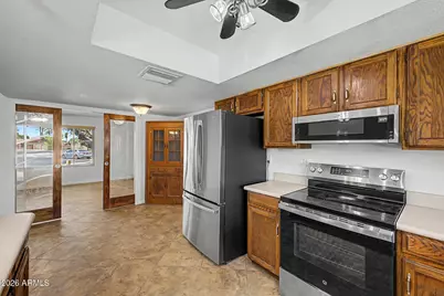 3023 S Carriage Lane, Mesa, AZ 85202 - Photo 10