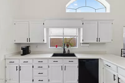 9002 W Coronado Road, Phoenix, AZ 85037 - Photo 10