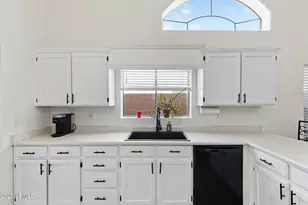 9002 W Coronado Rd, Phoenix, AZ 85037 - Photo 10