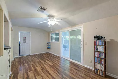 10022 W Kingswood Circle, Sun City, AZ 85351 - Photo 10