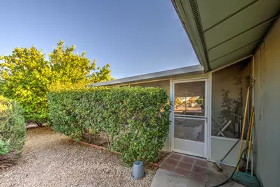 10022 W Kingswood Circle, Sun City, AZ 85351 - Photo 16