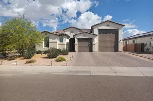 7616 W Jones Ave W, Phoenix, AZ 85043 - Photo 1