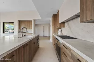 7042 E Orange Blossom Ln, Paradise Valley, AZ 85253 - Photo 6