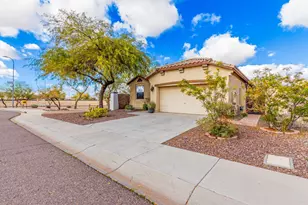 2624 W Beautiful Ln, Phoenix, AZ 85041 - Photo 2