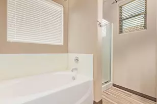 2624 W Beautiful Ln, Phoenix, AZ 85041 - Photo 24