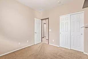 2624 W Beautiful Ln, Phoenix, AZ 85041 - Photo 18