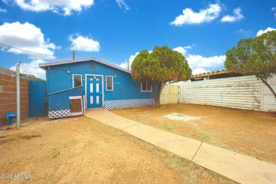 4236 N 31st Drive, Phoenix, AZ 85017 - Photo 4