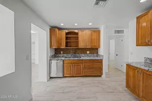 13216 N 31st Ave, Phoenix, AZ 85029 - Photo 10