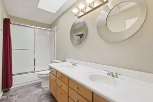 718 E Mountain Sage Dr, Phoenix, AZ 85048 - Photo 28