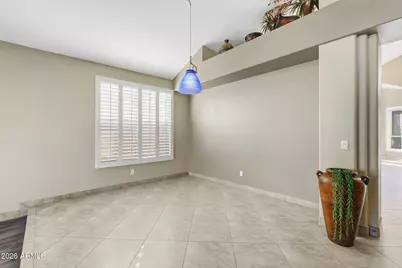 718 E Mountain Sage Drive, Phoenix, AZ 85048 - Photo 10