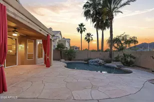 718 E Mountain Sage Dr, Phoenix, AZ 85048 - Photo 30