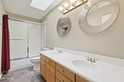 718 E Mountain Sage Drive, Phoenix, AZ 85048 - Photo 24
