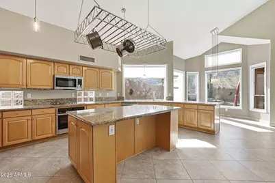 718 E Mountain Sage Drive, Phoenix, AZ 85048 - Photo 12