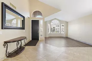 718 E Mountain Sage Dr, Phoenix, AZ 85048 - Photo 8