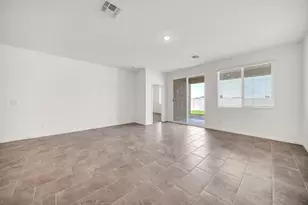 13244 W Ranch Gate Rd, Peoria, AZ 85383 - Photo 6