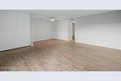 3230 E Pinchot Avenue #32, Phoenix, AZ 85018 - Photo 6