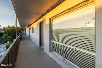 3230 E Pinchot Avenue #32, Phoenix, AZ 85018 - Photo 2