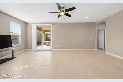 10736 W Bronco Trail, Peoria, AZ 85383 - Photo 8