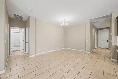 10736 W Bronco Trail, Peoria, AZ 85383 - Photo 4