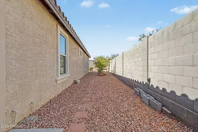 10736 W Bronco Trail, Peoria, AZ 85383 - Photo 38