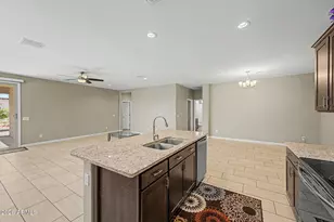 10736 W Bronco Trail, Peoria, AZ 85383 - Photo 14