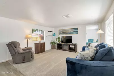 696 W Manor Street, Chandler, AZ 85225 - Photo 6