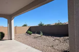 19663 W Badgett Ln, Litchfield Park, AZ 85340 - Photo 10