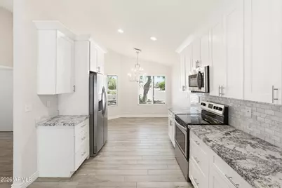 8675 E Belleview Place, Scottsdale, AZ 85257 - Photo 10
