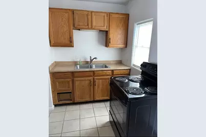 143 W Pima Avenue #Apt 2, Coolidge, AZ 85128 - Photo 4
