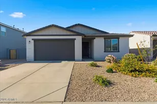4312 E Bradford Ave, San Tan Valley, AZ 85143 - Photo 2